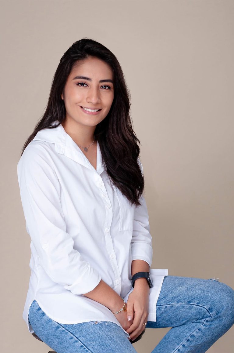 fotos para linkedin y cv pamela de paz clientes (150)