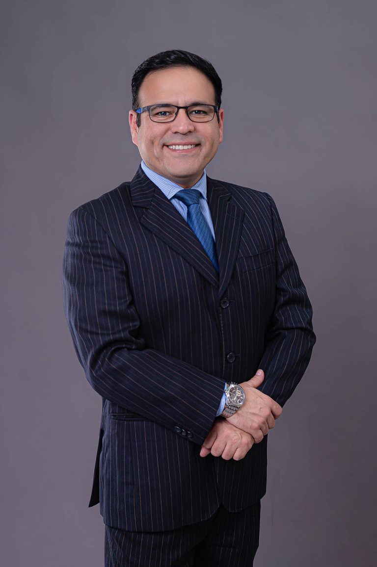 fotos para linkedin y cv pamela de paz clientes (98)