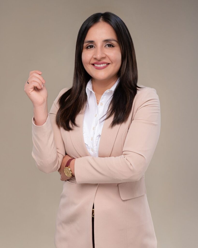 retratoscorporativos.pe-Nataly D. (4)